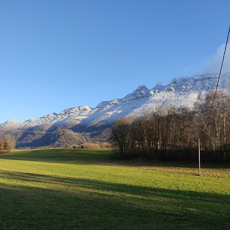 La Chambre Nature Chez Les Garcons Saint-Paul-sur-Yenne Luaran gambar
